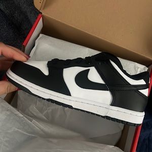 Brand new never worn NIKE PANDA kids size 2Y